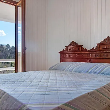 Pier Laveno-Mombello